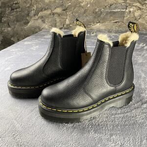 Dr. Martens 2976 Faux Fur Lined Platform Chelsea Boots Black Chunky Women's 7